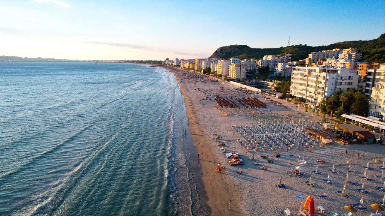 Hotel Andi Дуррес Экстерьер фото